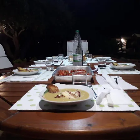 فندق مبيت وإفطار Punta Bianca & Experience