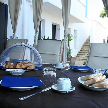 فندق مبيت وإفطار Punta Bianca & Experience