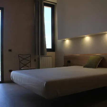 Couette-café Punta Bianca & Experience *
