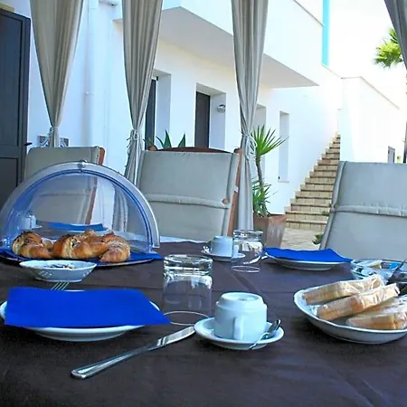 Punta Bianca & Experience