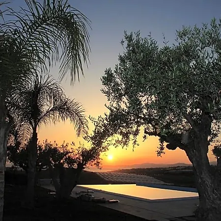 Punta Bianca & Experience B&B