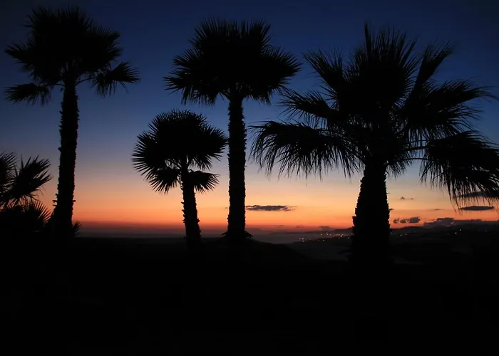 Punta Bianca & Experience 4*