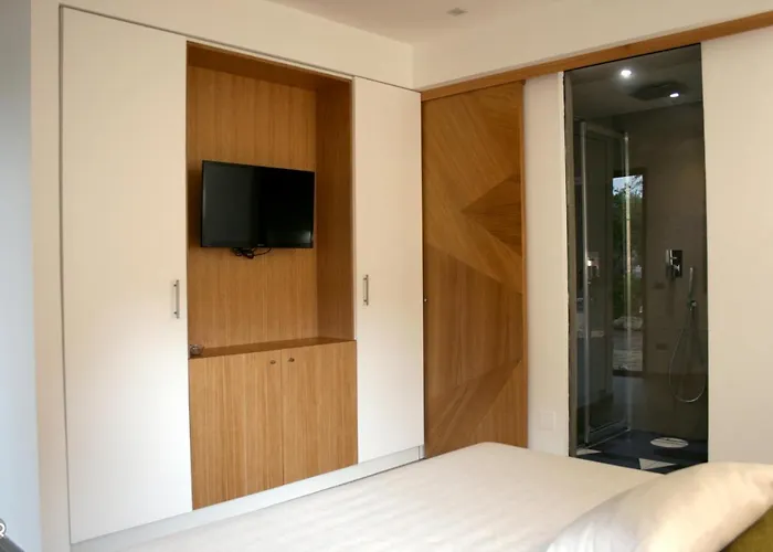 Nocleg ze śniadaniem Punta Bianca & Experience